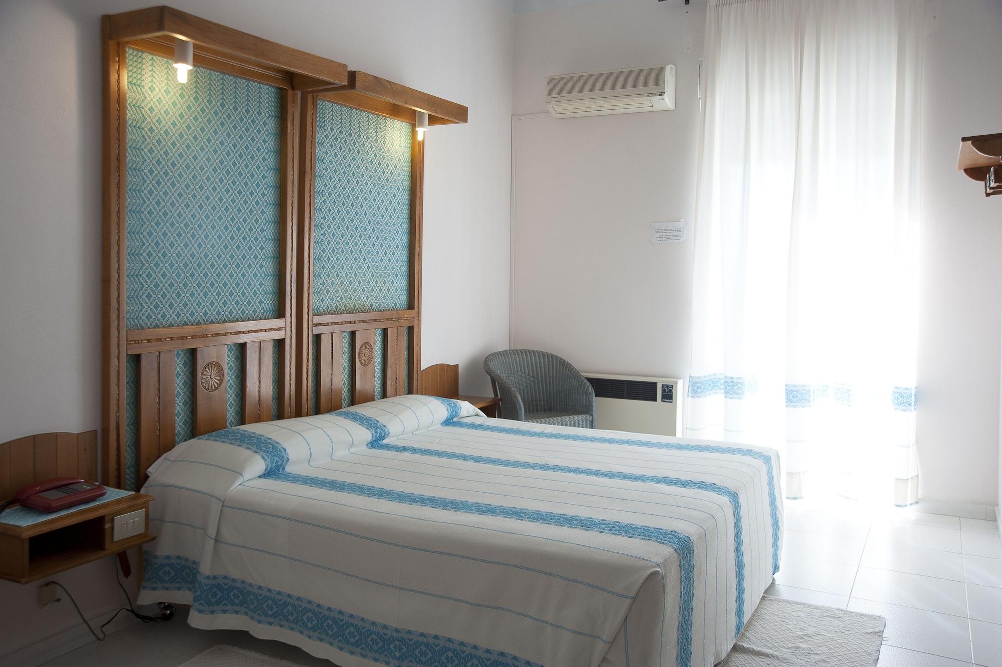 Albergo Miramare Cala Gonone Exterior photo